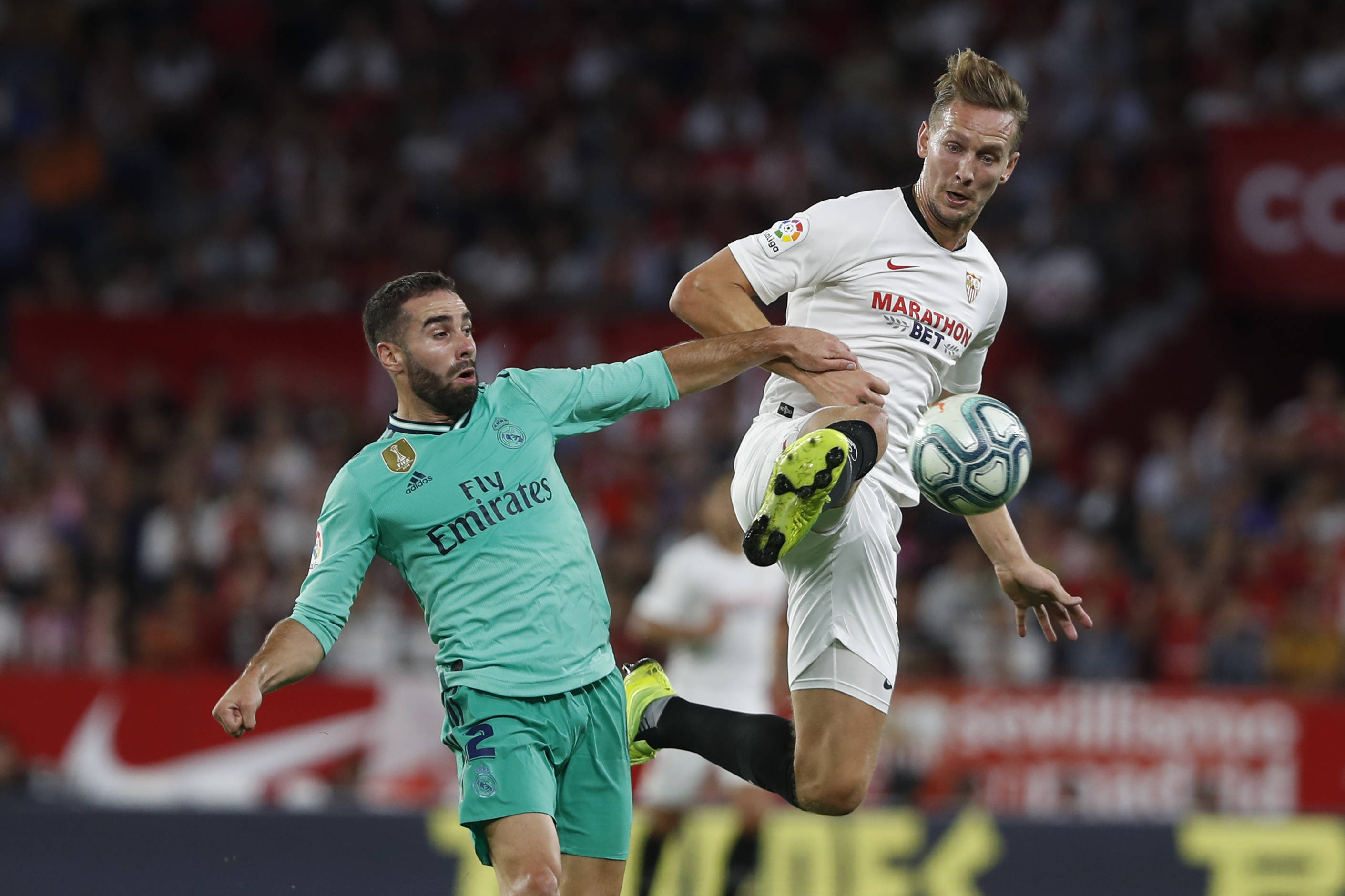 三亿体育体育下载-关于塞维利亚战胜对手，成功进军欧冠半决赛的信息