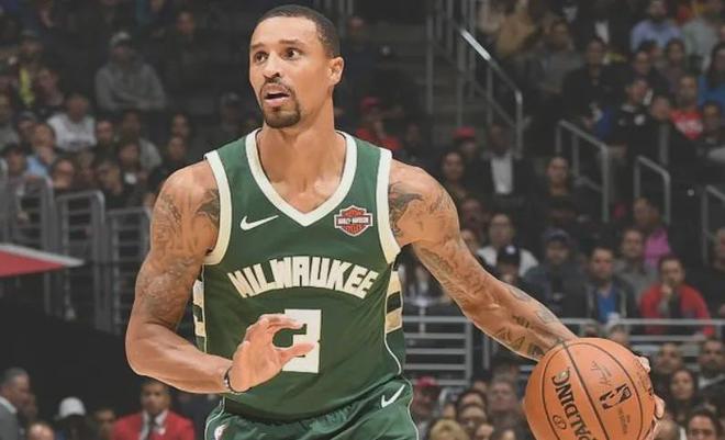 三亿体育体育官网入口-雄鹿换帅后状态良好，或助球队避免重挫