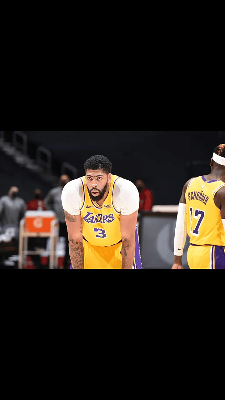 主帅沃格尔试图变革湖人打法取得突破 主帅沃格尔试图变革湖人打法取得突破