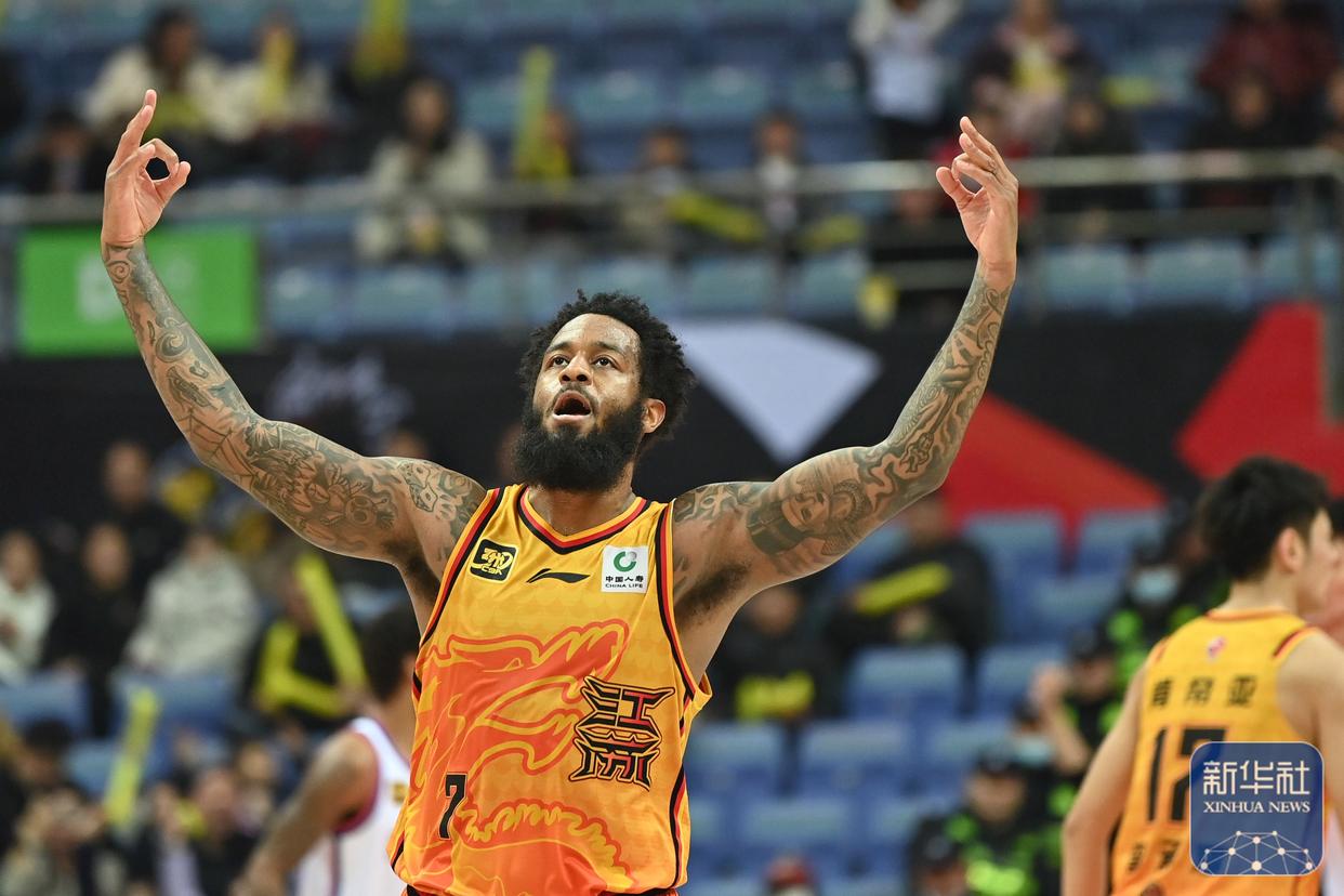 三亿体育体育官网-包含江苏肯帝亚队创下历史最佳战绩，球迷欢呼不断的词条