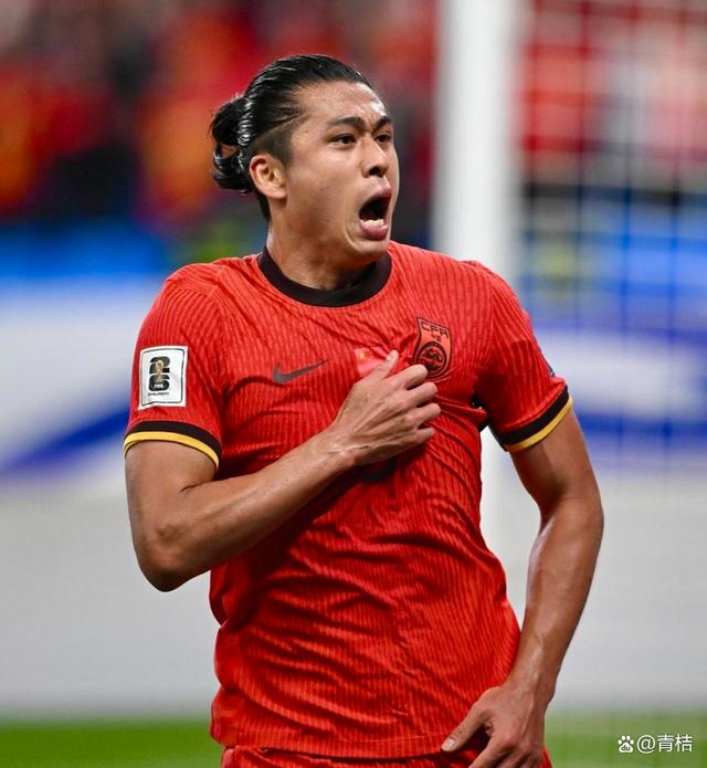 关于张玉宁攻破对手球门,助球队卫冕成功的信息 关于张玉宁攻破对手球门,助球队卫冕成功的信息