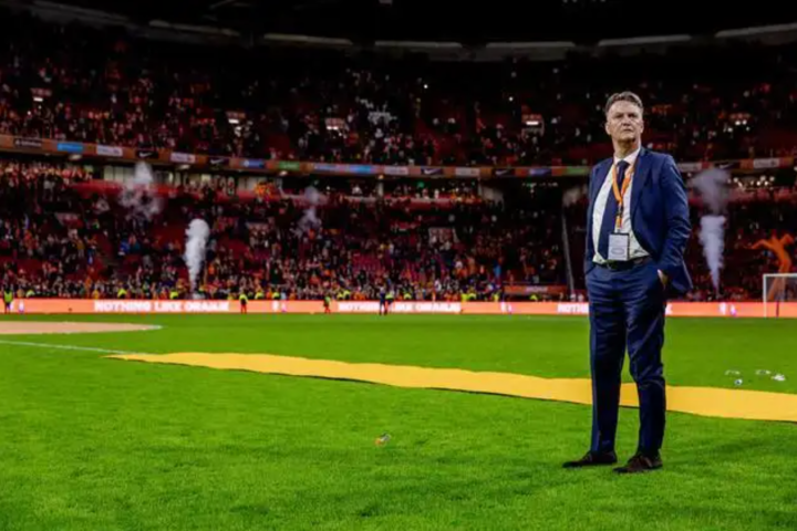 包含阿贾克斯陷入危机,晋级梦想渺茫的词条 包含阿贾克斯陷入危机,晋级梦想渺茫的词条