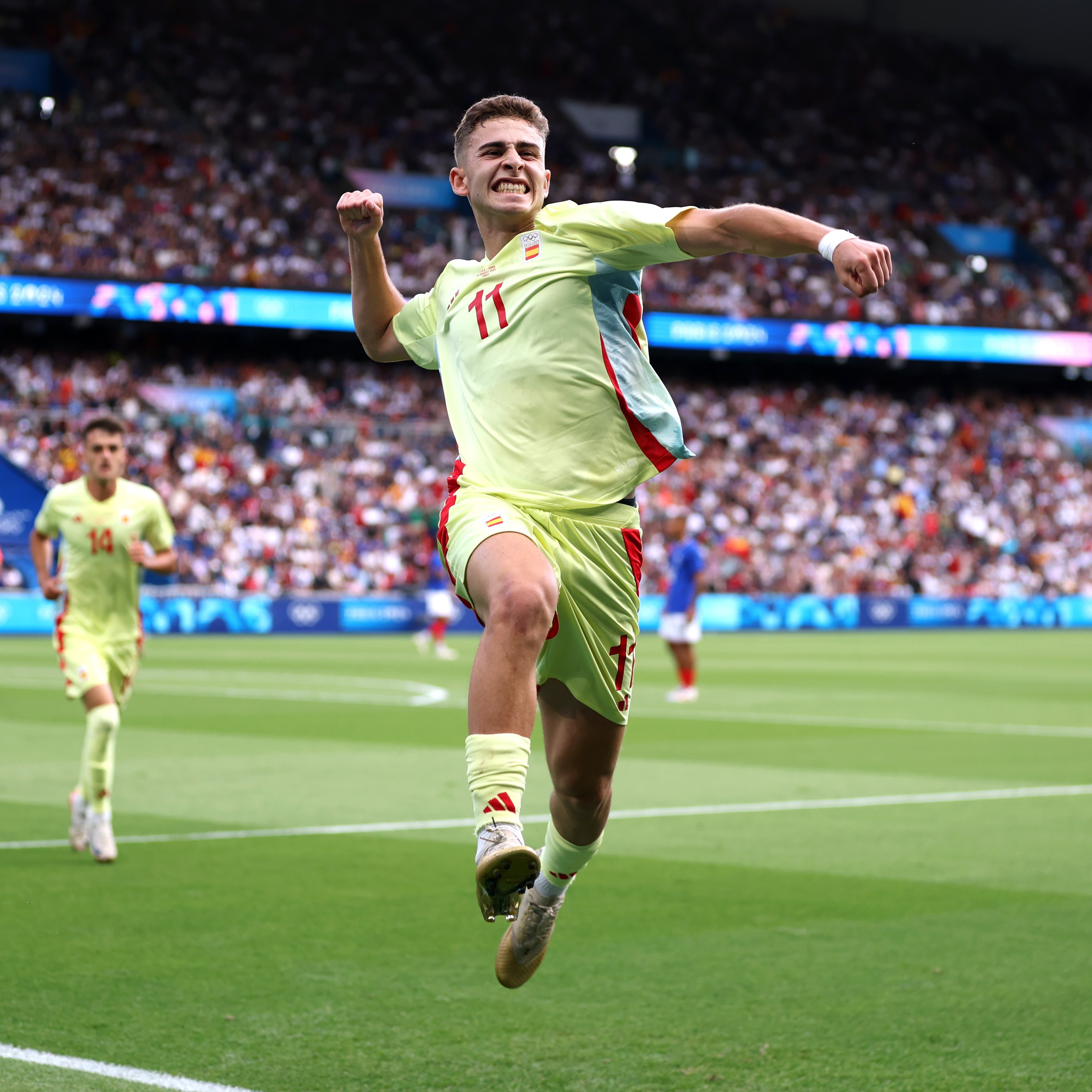 三亿体育体育直播-巴塞罗那准备迎接重要的足球挑战