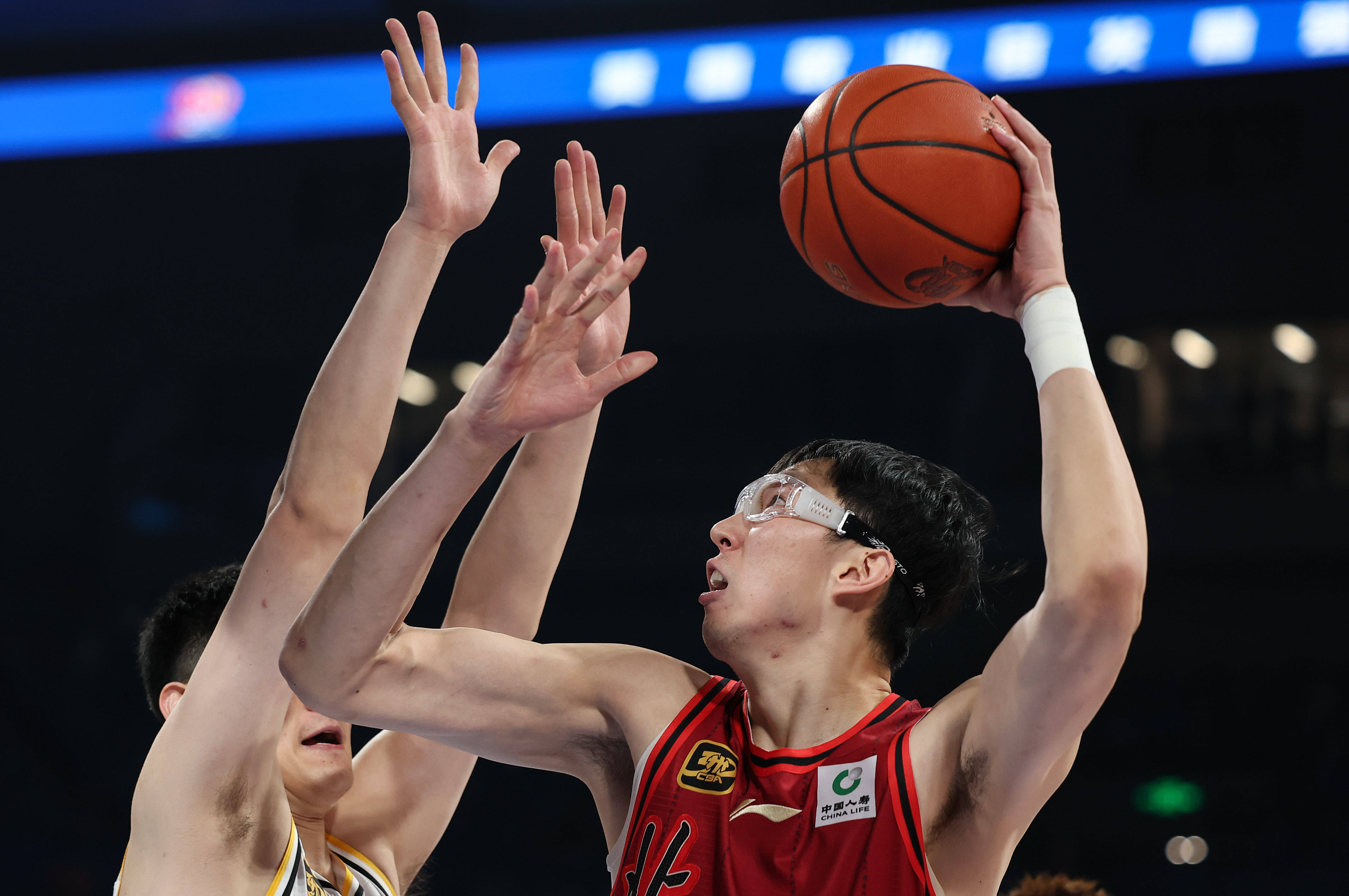 关于新疆队备战四川，冲击半决赛名额的信息