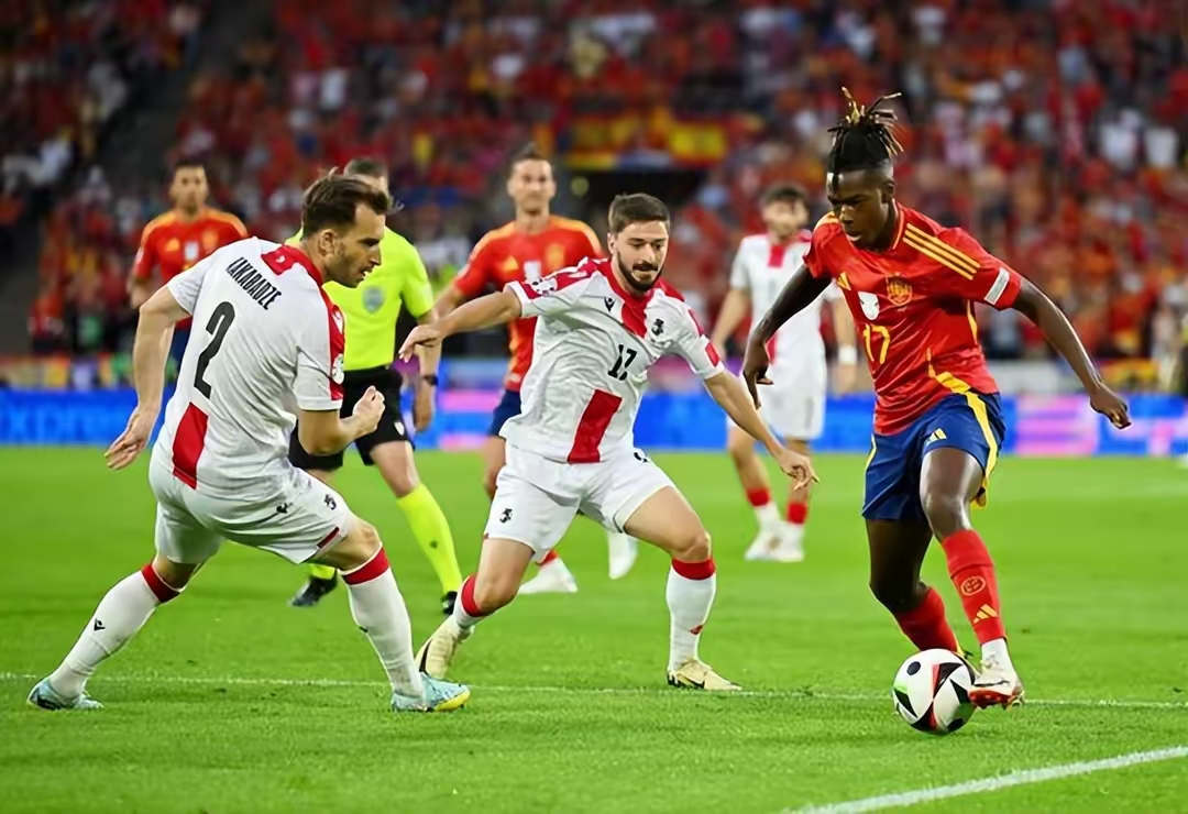 精彩足球赛事实况报道,看点不断涌现的简单介绍 精彩足球赛事实况报道,看点不断涌现的简单介绍