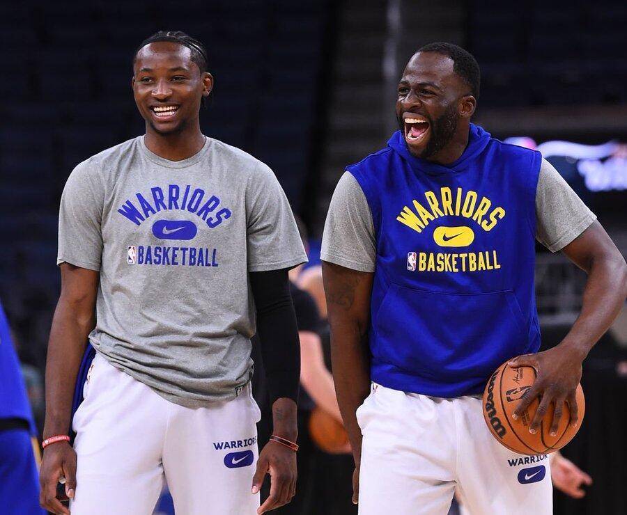 三亿体育体育登录入口-勇士相逢拳击比赛引爆热情的简单介绍